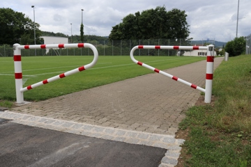 Wegsperren, Absperrpfosten